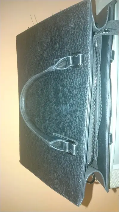 Cartera  negra  elegante - miniatura 2