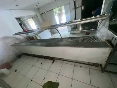 Vitrina refrigerada para carnicería en buen estado - miniatura 2