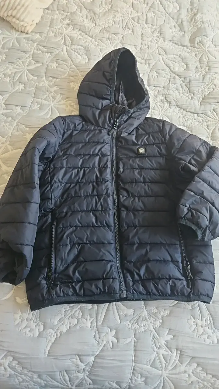 Chaqueta acolchada con capucha para niño Maui