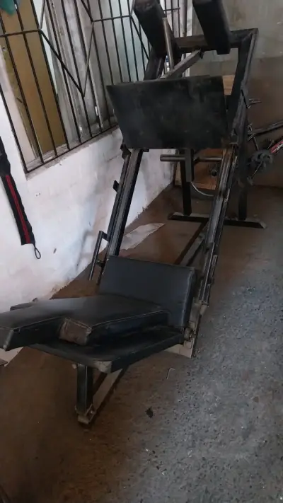 Máquina de Prensa de Piernas para Gimnasio - miniatura 2