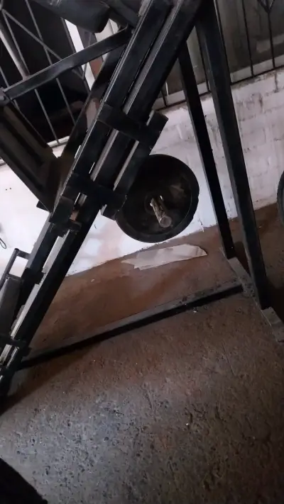 Máquina de Prensa de Piernas para Gimnasio - miniatura 4