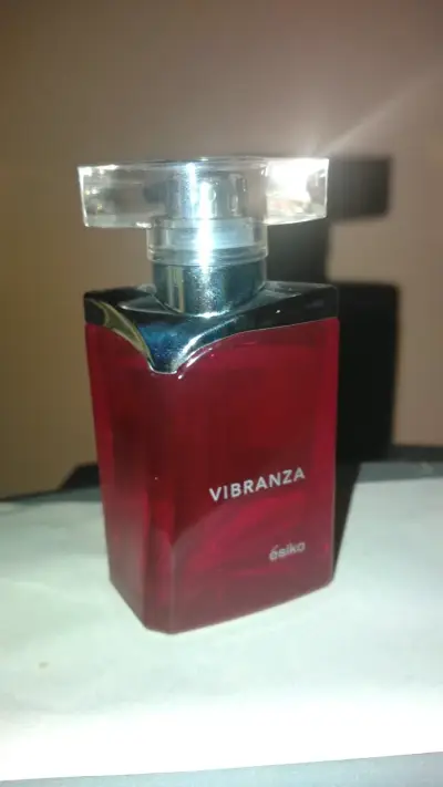Perfume Vibranza de Ésika para mujer - miniatura 1