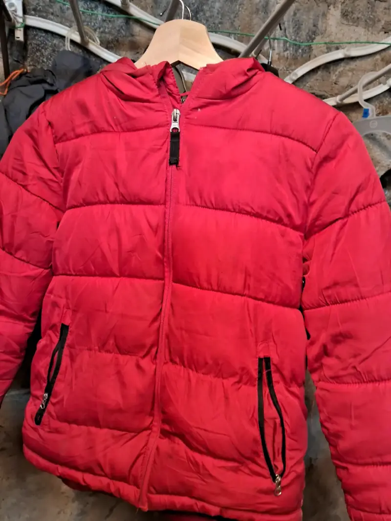 Chaqueta roja para niños Faded Glory - 3