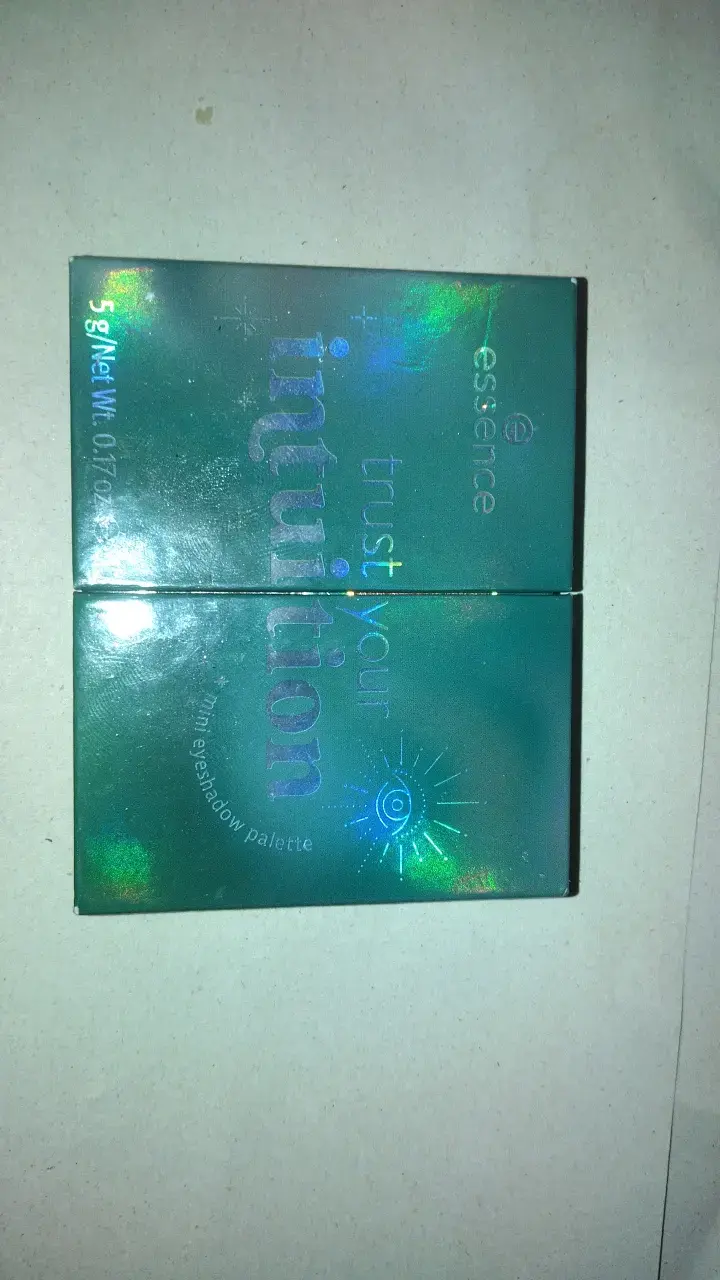 Paleta de sombras Essence Trust Your Intuition - 1