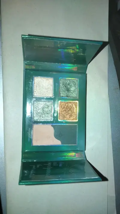 Paleta de sombras Essence Trust Your Intuition - miniatura 2