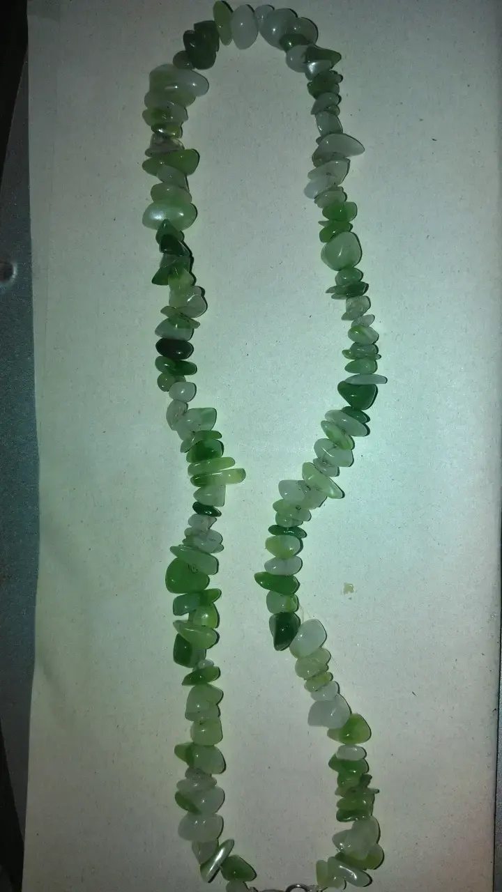 Conjunto de collar y pulsera de piedras verdes - 3