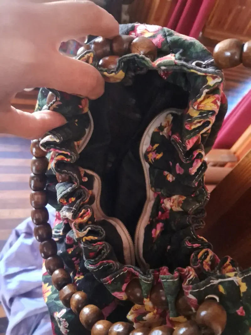 Bolso de tela floral con asas de madera - 3