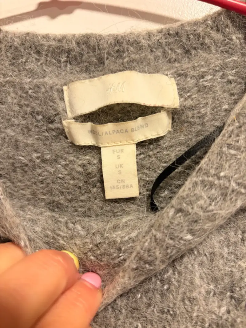 Suéter de lana gris H&M para mujer - 2
