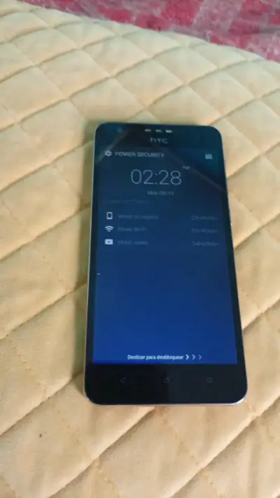Smartphone HTC Desire 728 en buen estado - miniatura 3