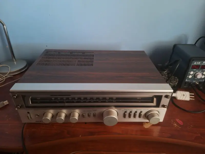 Receptor de Audio Onkyo Vintage con Sintonizador - 4