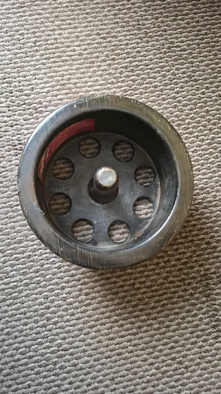 Carrete de hilo para volantín con cuerda roja - 1