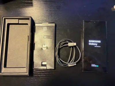Samsung Galaxy S22 Ultra - miniatura 1