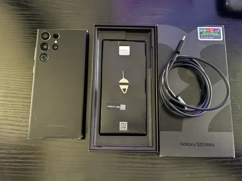 Samsung Galaxy S22 Ultra - 3