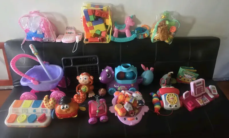 Lote de juguetes infantiles variados - 2