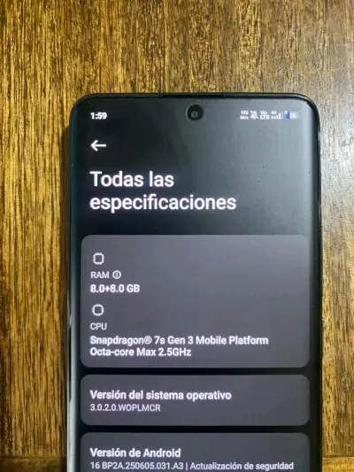 Smartphone con 16GB RAM y Snapdragon 7s - miniatura 1