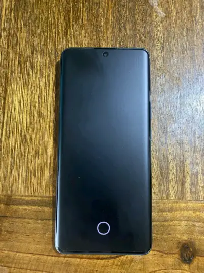 Smartphone con 16GB RAM y Snapdragon 7s - miniatura 2