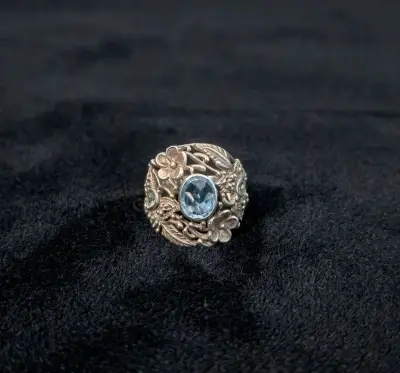 Anillo de plata con piedra aguamarina natural - miniatura 1