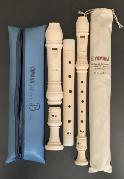 Set Flautas Yamaha Soprano y Alto con Estuche - miniatura 2