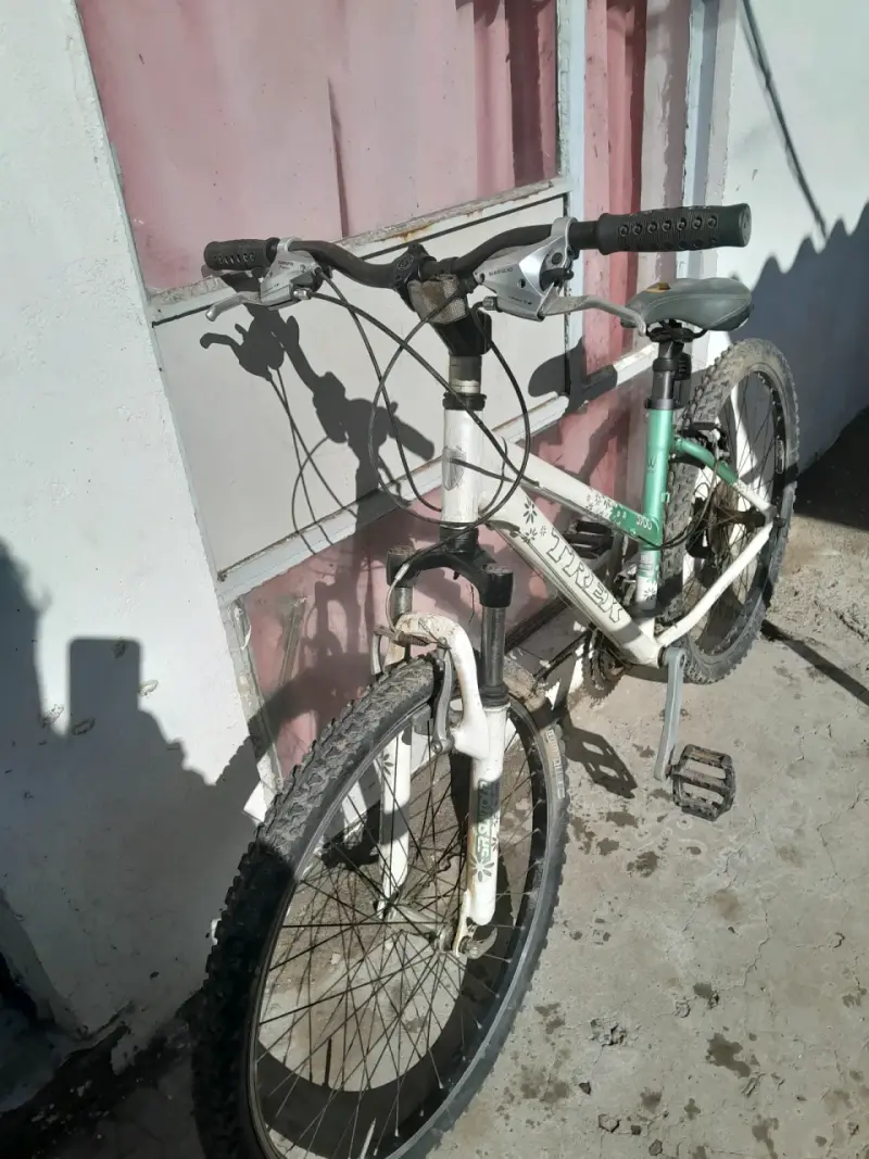 Bicicleta Trek 3900 MTB usada en buen estado - 1