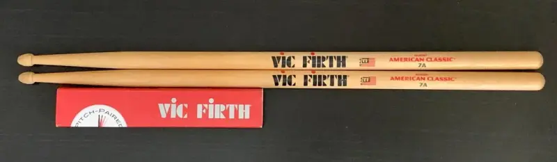 Baquetas Vic Firth 7A American Classic (Hickory) - 2