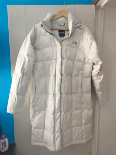 Abrigo largo acolchado blanco The North Face para mujer - miniatura 1