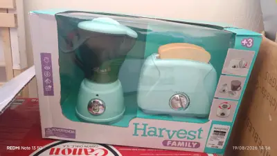Set de juguete licuadora y tostadora Harvest Family - miniatura 1