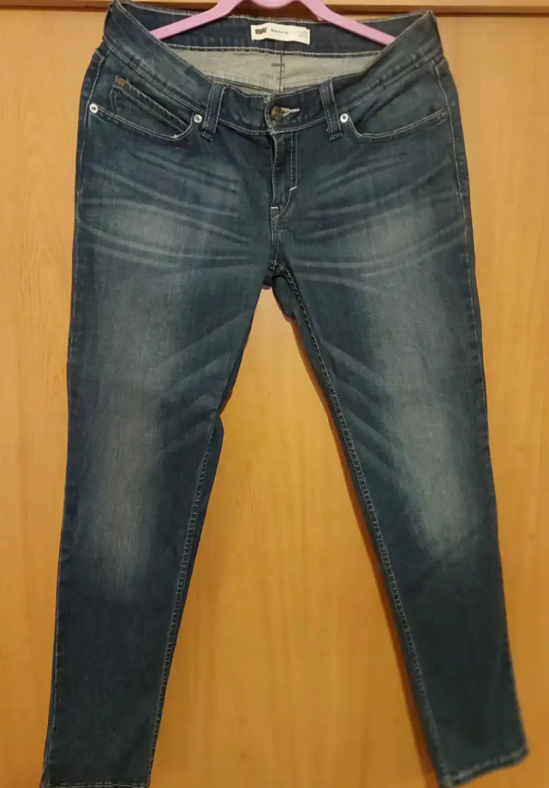 Jeans Levi’s Bold Curve- Low Rise Skinny”. - 2