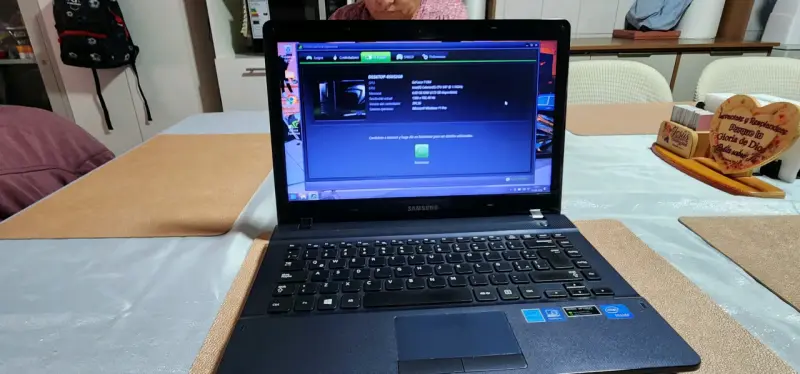 Notebook Samsung gamer gama media baja - 1