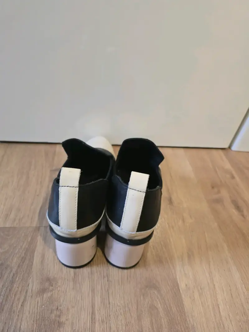 Zapatos de cuero bicolor para mujer - 2