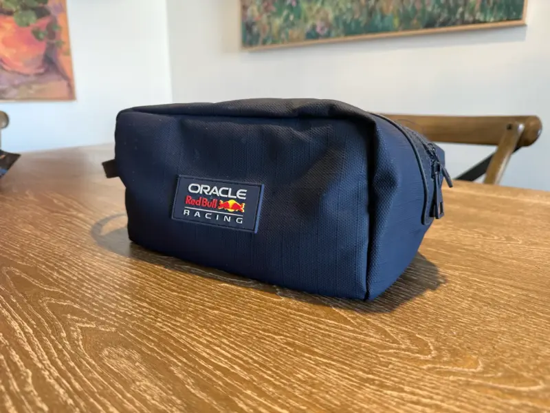 Neceser Oracle Red Bull Racing azul - 1