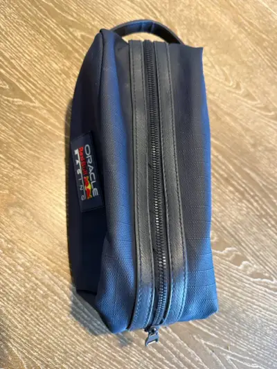 Neceser Oracle Red Bull Racing azul - miniatura 3