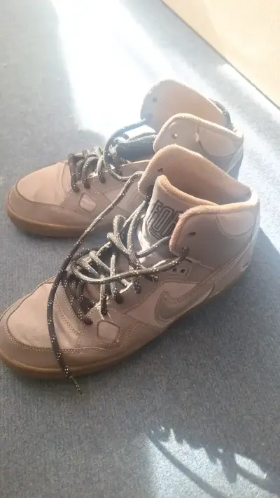 Zapatillas Nike Force Mid Top Beige - miniatura 2