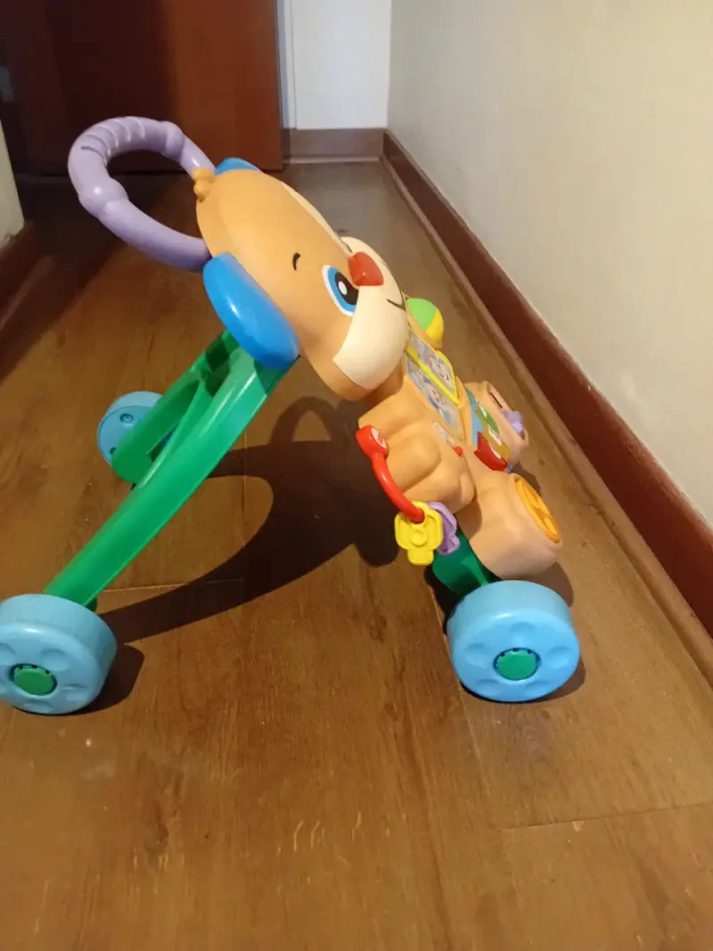 Andador para bebé Fisher-Price con actividades - 2