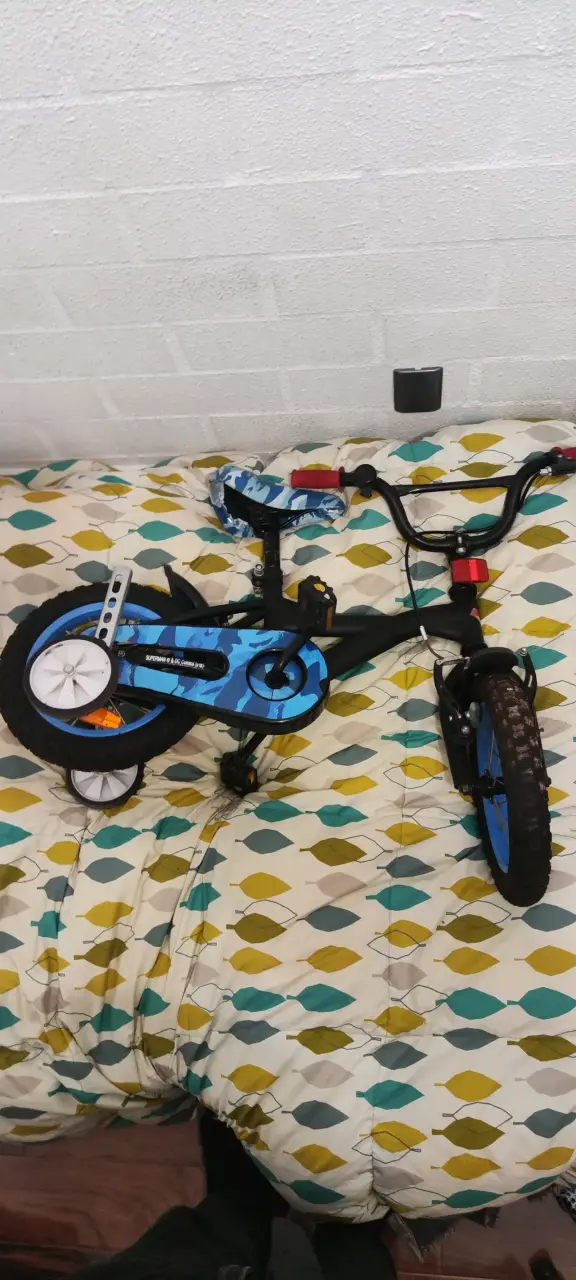 Bicicleta infantil Superman con rueditas