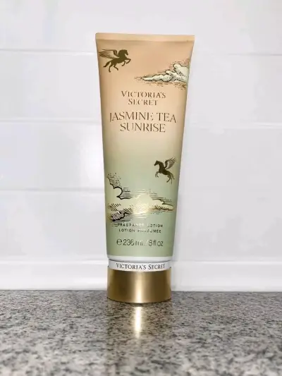 Loción Perfumada Victoria's Secret Jasmine Tea Sunrise - miniatura 1