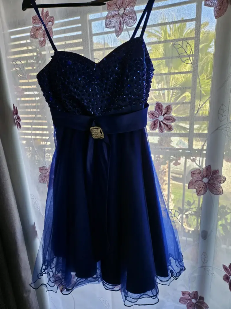 Vestido de fiesta azul con lentejuelas - 3