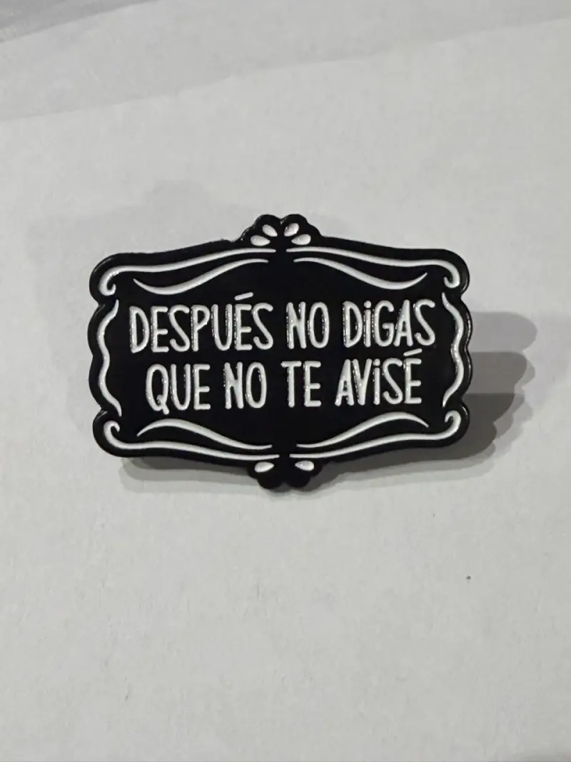 Set de pines con frases divertidas - 3