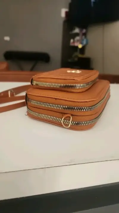 Cartera de cuero sintético marrón estilo billetera - miniatura 3