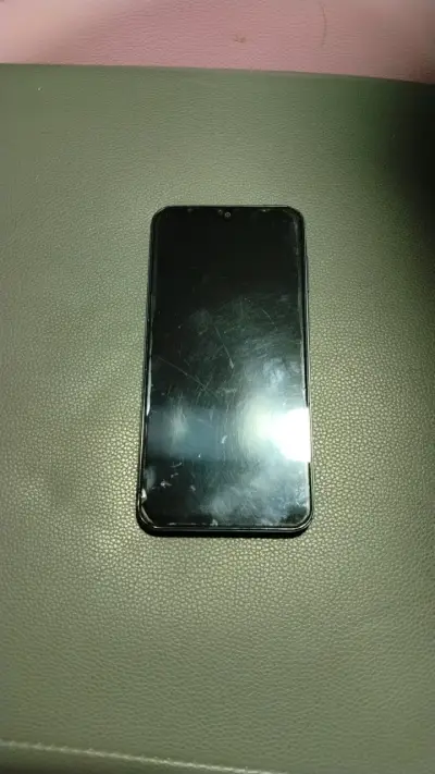 Smartphone Samsung Galaxy A con triple cámara - miniatura 1