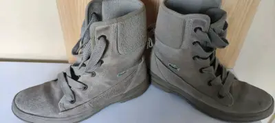 Botas Lacoste - miniatura 1