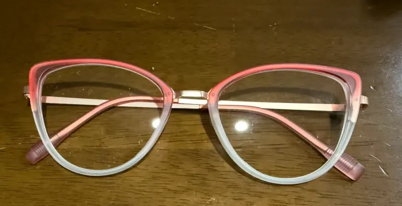 Lentes filtro luz azul marco rosa y transparente