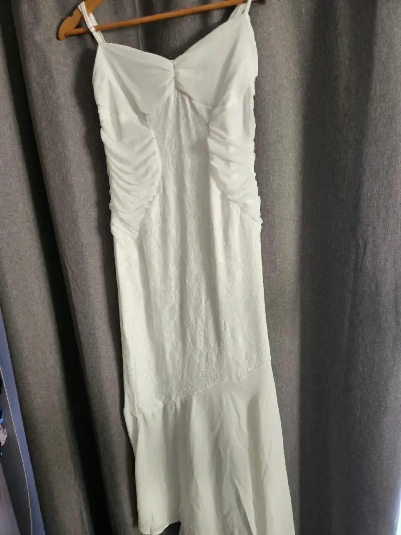 Vestido largo blanco elegante para fiesta - 2