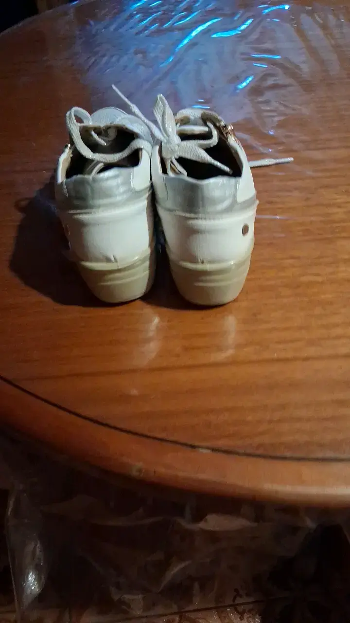 Zapatillas blancas con cierre lateral para mujer - 4