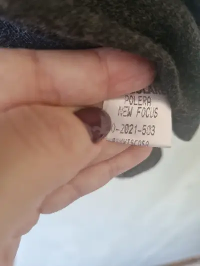 Polera gris con diseño de tigre Singolare - miniatura 3