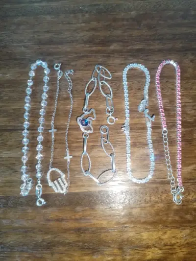 Conjunto de pulseras y collares de plata variados - miniatura 1