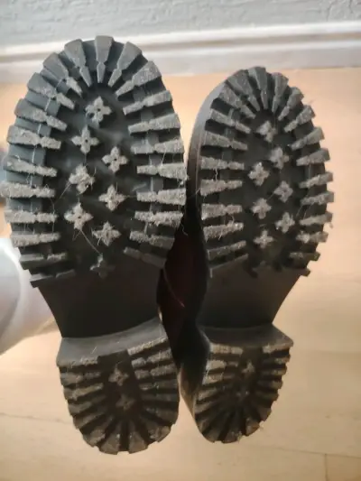 Botines burdeos de charol con plataforma - miniatura 2
