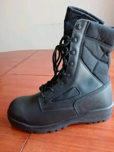 Botas tácticas negras de cuero y tela - miniatura 1