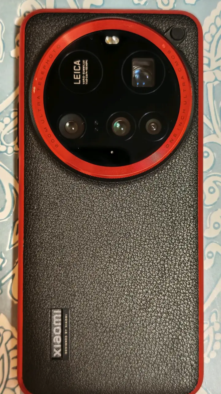 Smartphone Xiaomi 15 Ultra - 4