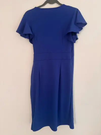 Vestido azul con mangas volantes - miniatura 1