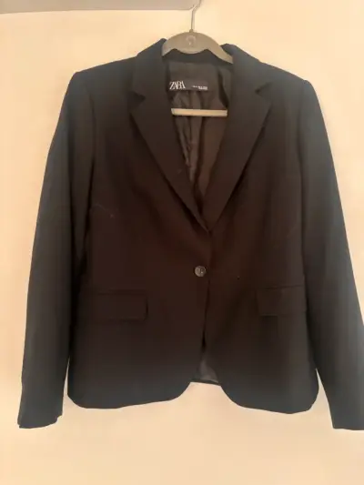 Blazer negro elegante para mujer Zara - miniatura 1
